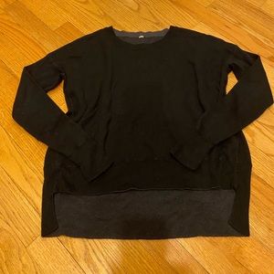 lululemon black long sleeve sweater size M
